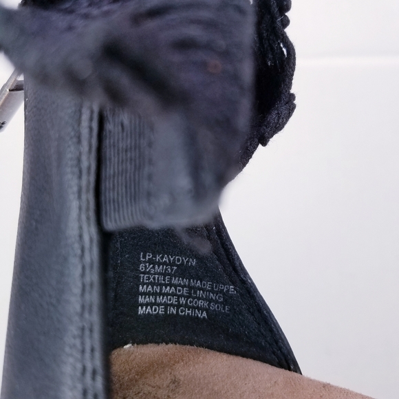 🌸 Lucky Brand‎ | Black Knit Lace Wedge Sandals 7 - Picture 8 of 8